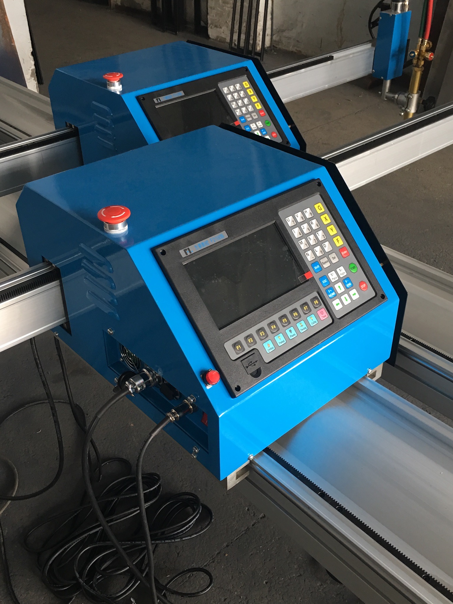 CNC3-1500F (2)